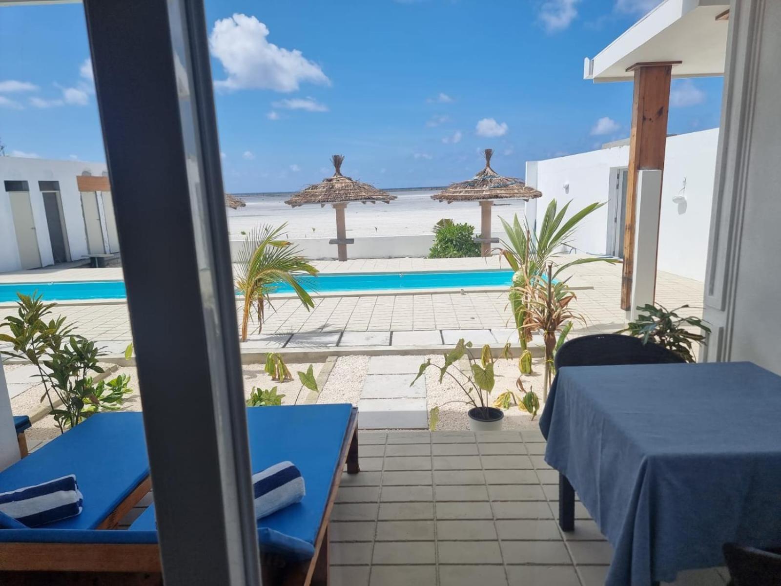 True South Otel Addu City Dış mekan fotoğraf