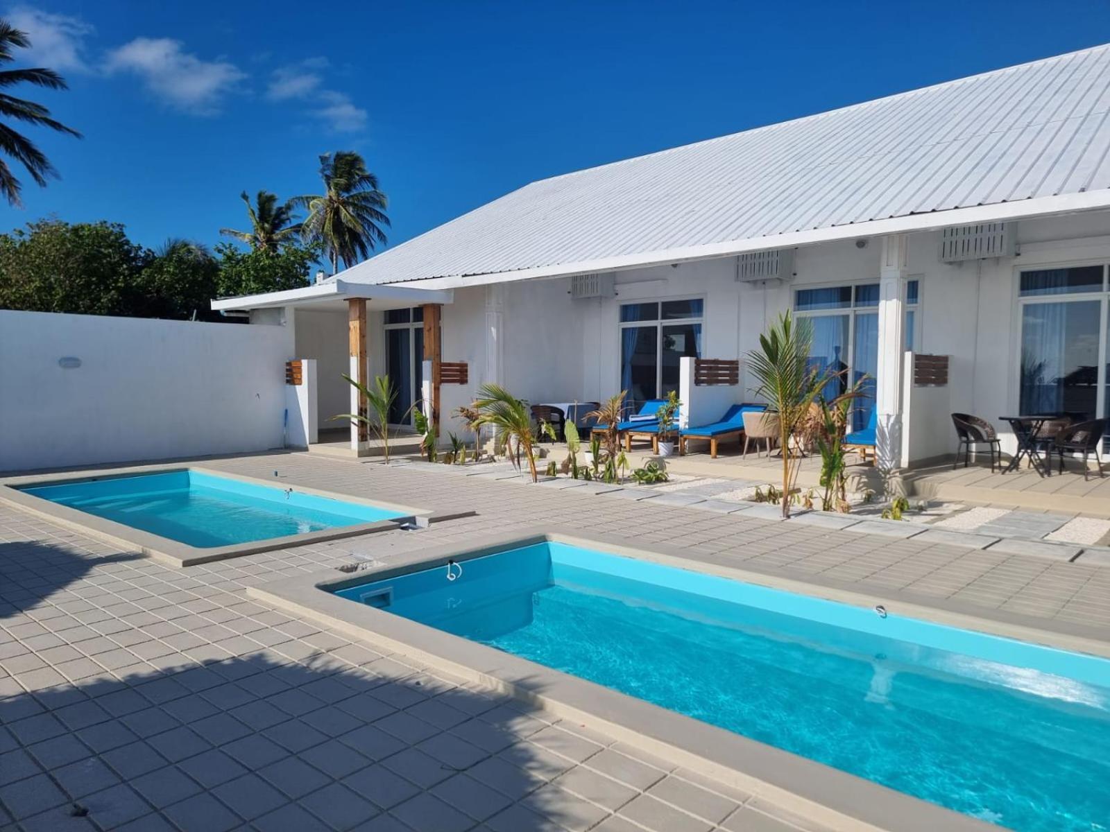 True South Otel Addu City Dış mekan fotoğraf